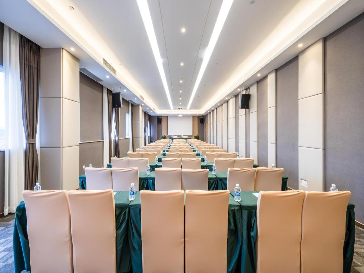 Lavande Hotel Luzhou Wanda Plaza Southwest Commercial City Zewnętrze zdjęcie